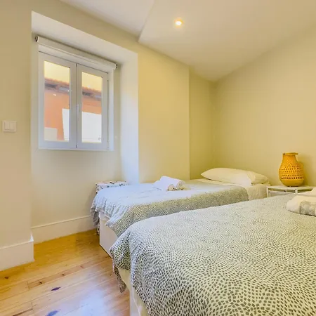 Apartament Mouraria Smart Lizbona